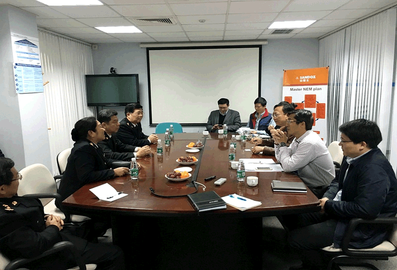 �������P���P�L�����һ�е�ɽ��ʿ�{��