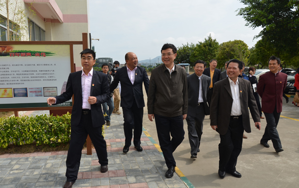 Ѧ�Է兢�Ӿ���@���}�h�ջ��