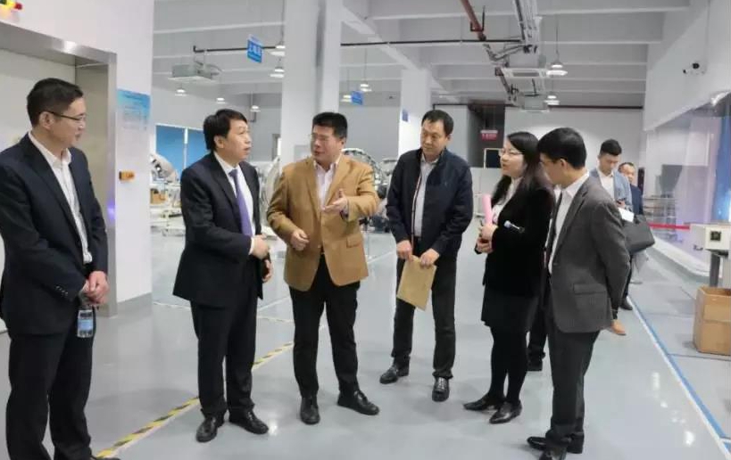 ����h��ӛ�{�н������أ��������@ЩҪ��